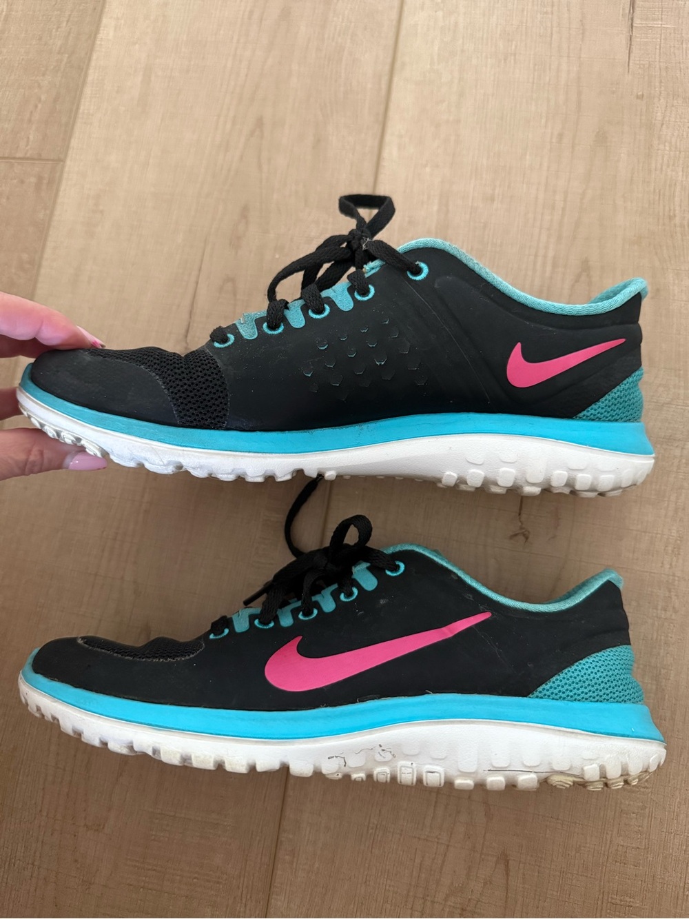 Nike FS Lite Women's Black Athletic Sneakers with Pink Swoosh and Blue Trim